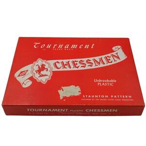 Vintage E.S. Lowe Tournament Plastic Chessmen Staunton Pattern Red White 1945
